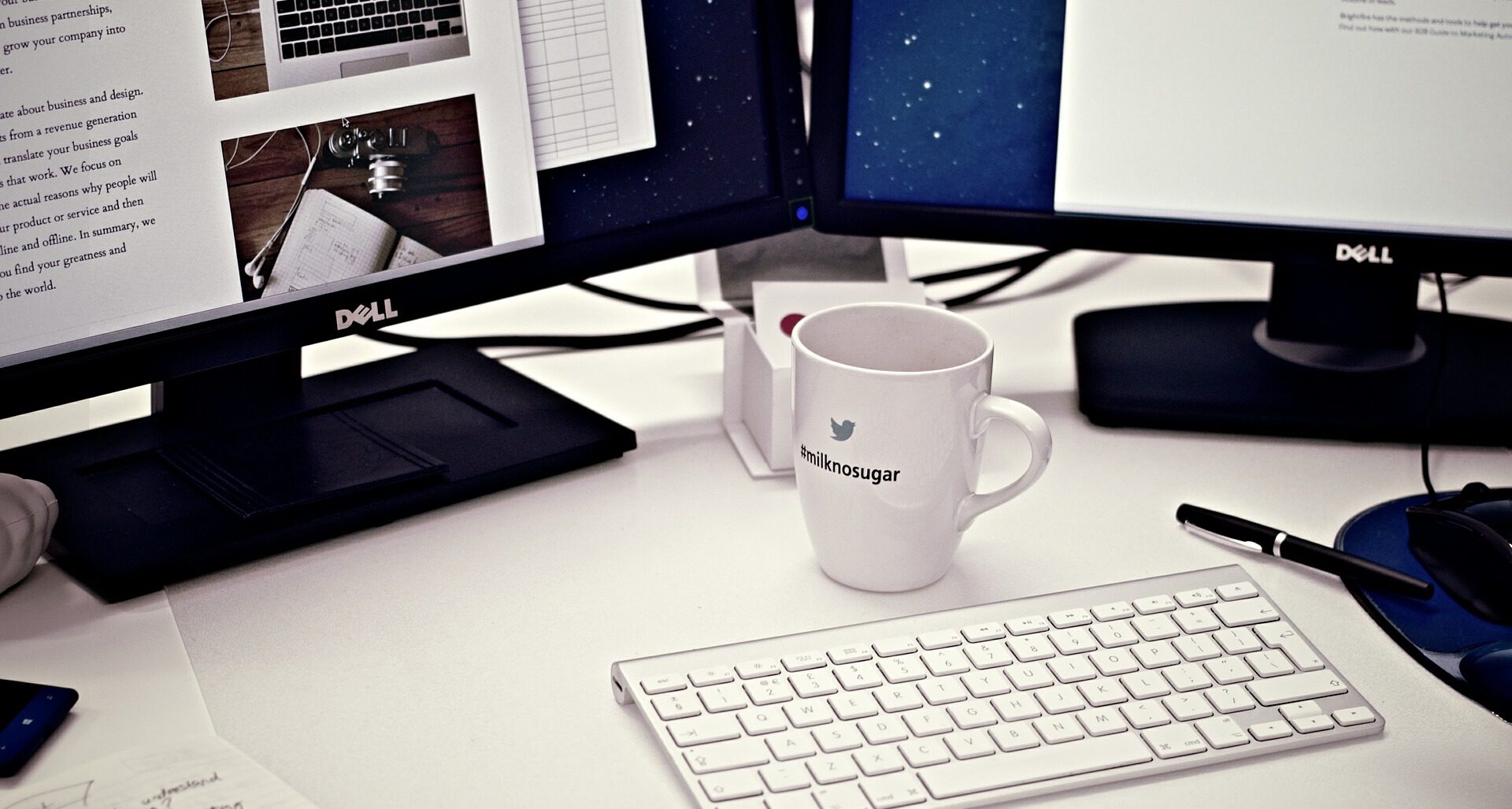 workstation-405768_1920